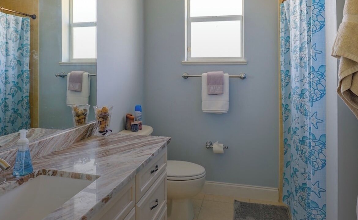 Photo of Bathroom in White City