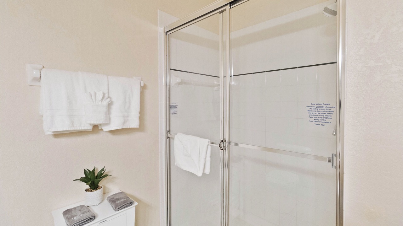 Photo of Bathroom in Bahama Bay