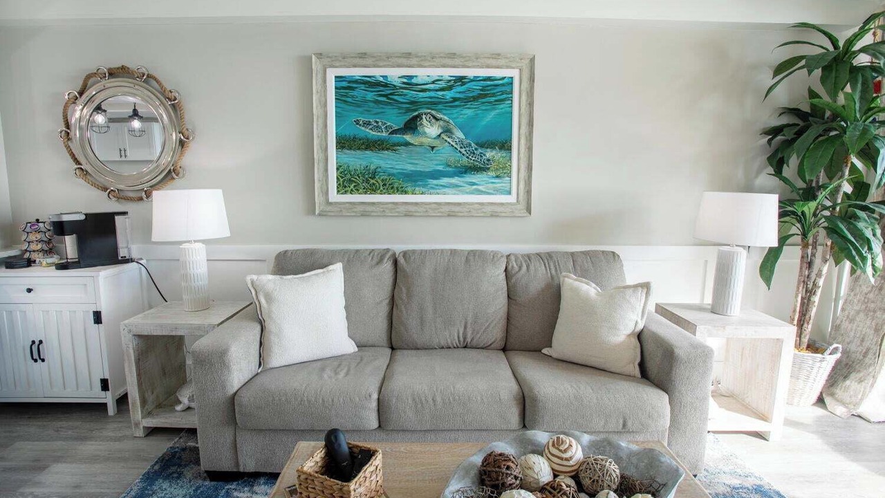 Photo of Livingroom in Hutchinson Island South