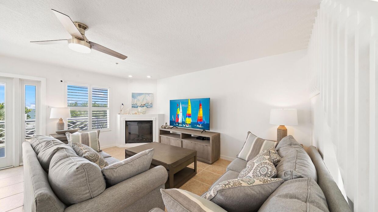 Photo of Livingroom in Melbourne Beach