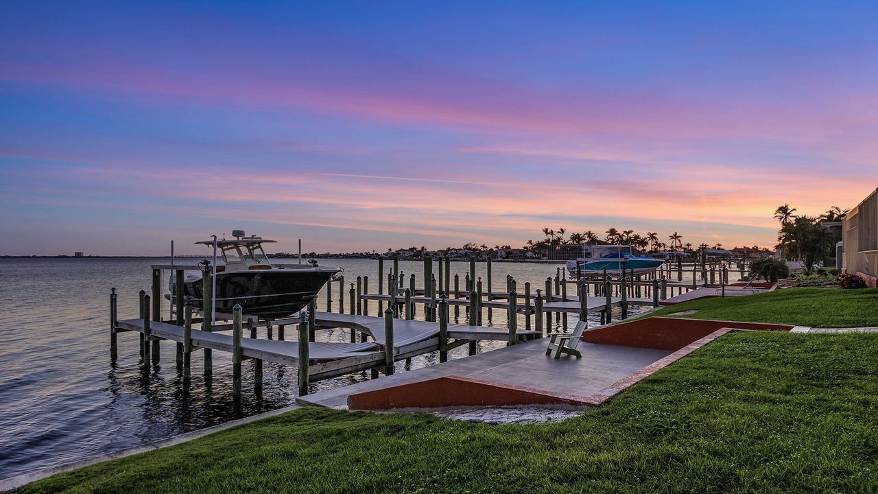 Photo of Others in Caloosahatchee