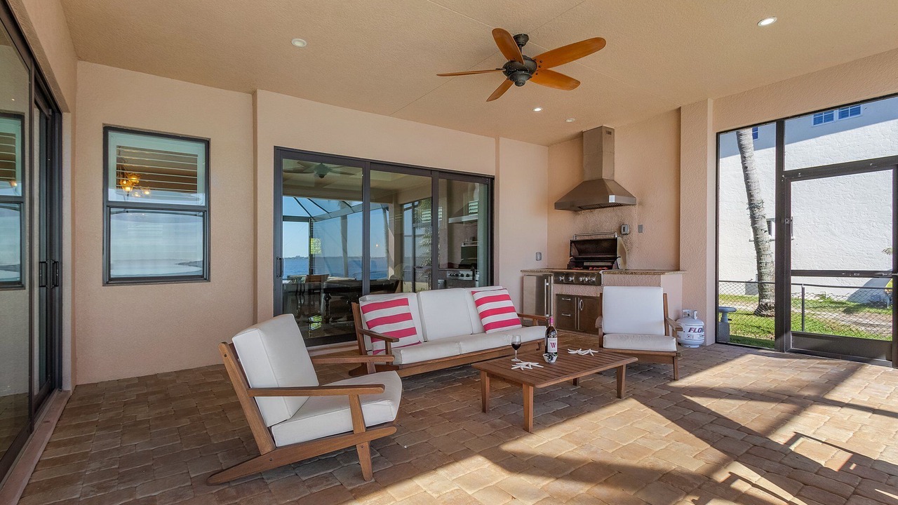 Photo of Patio Balcony in Caloosahatchee