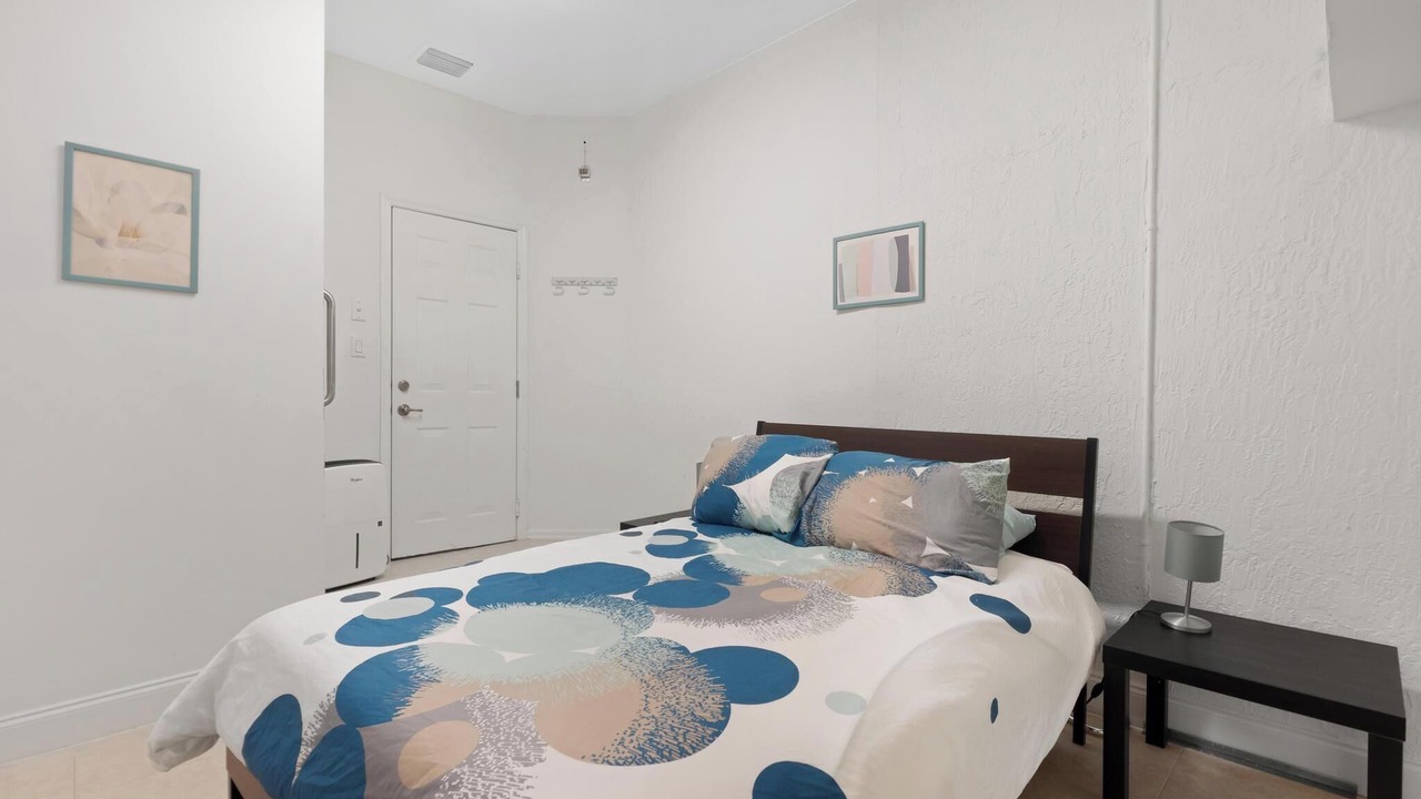 Photo of Bedroom in The Hammocks