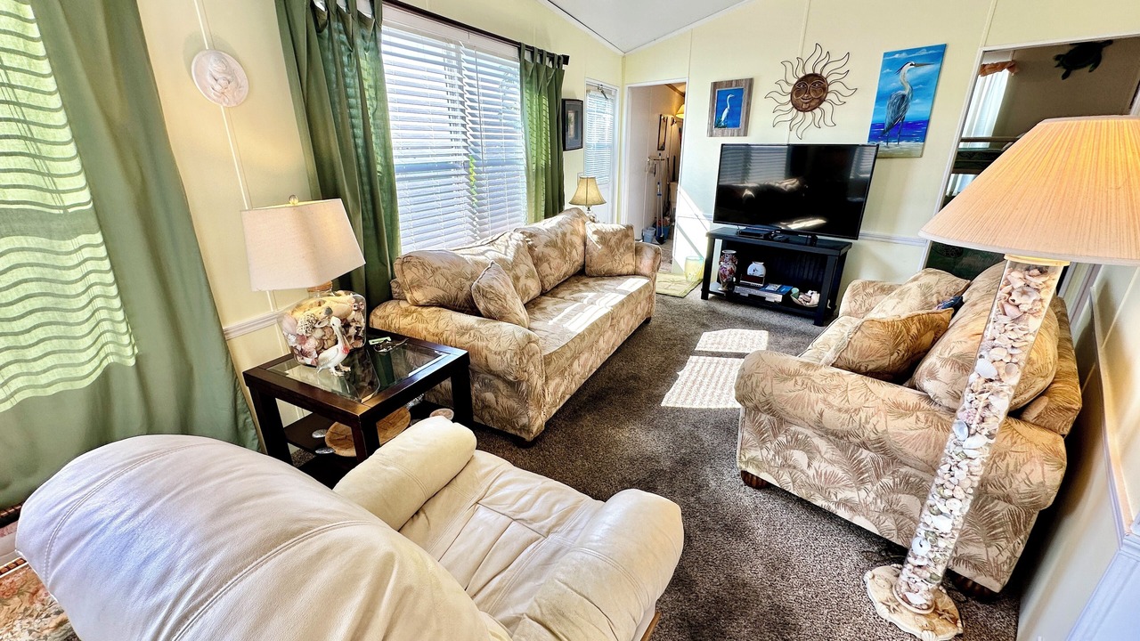 Photo of Livingroom in Nettles Island