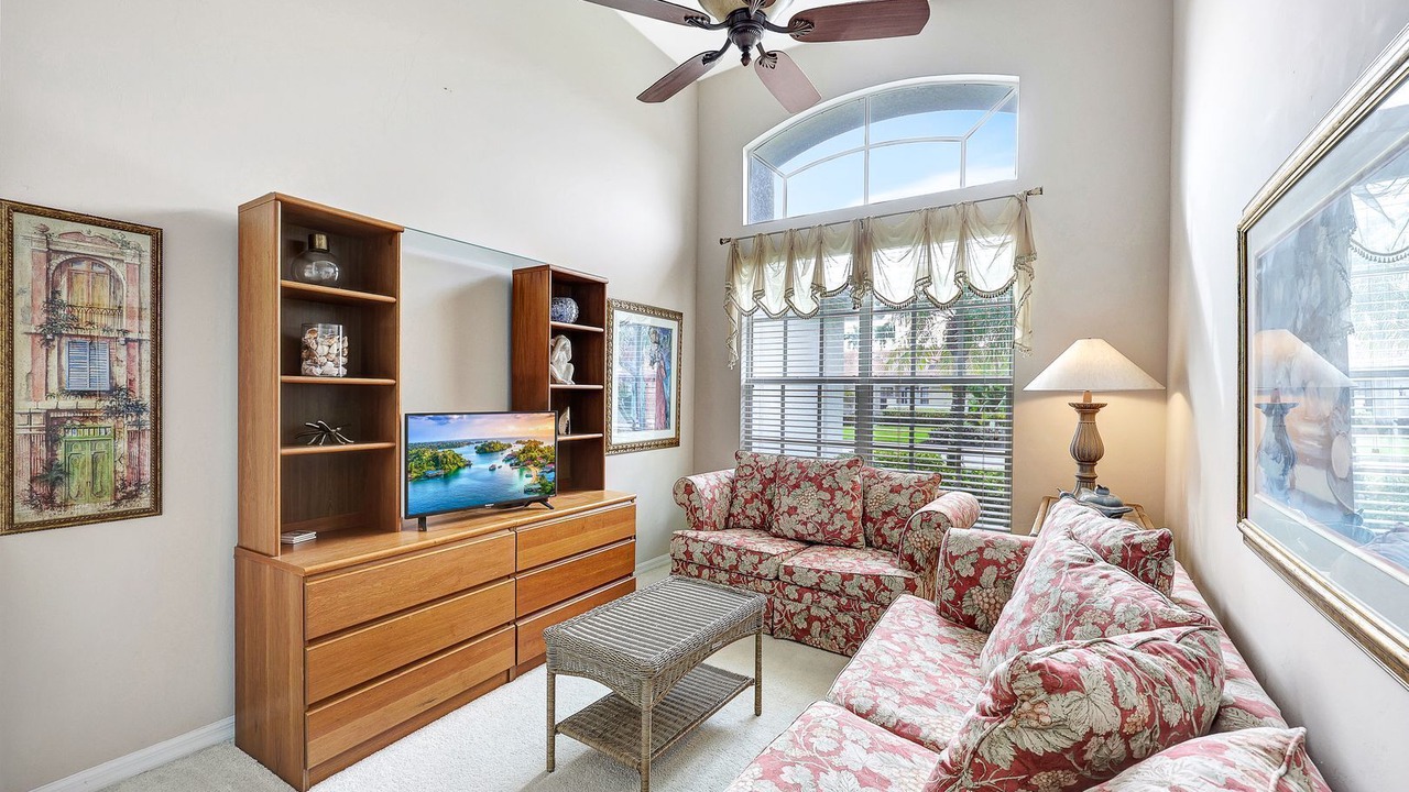 Photo of Livingroom in Bonita Springs