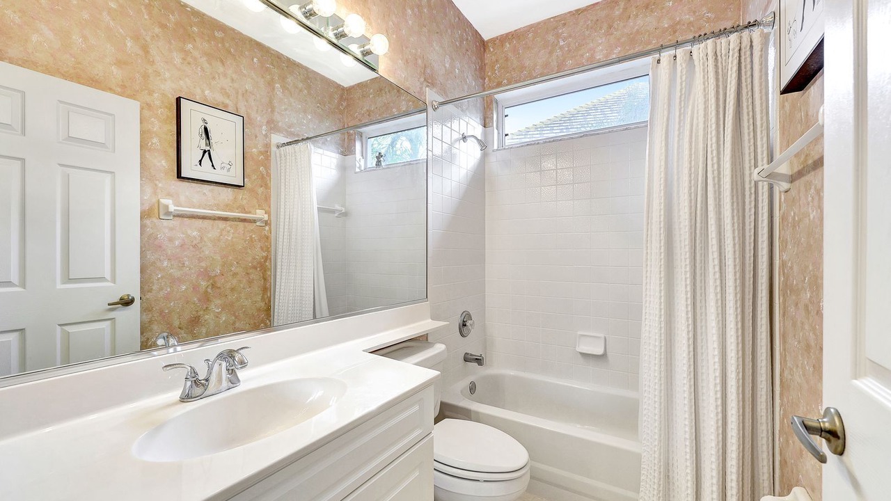 Photo of Bathroom in Bonita Springs