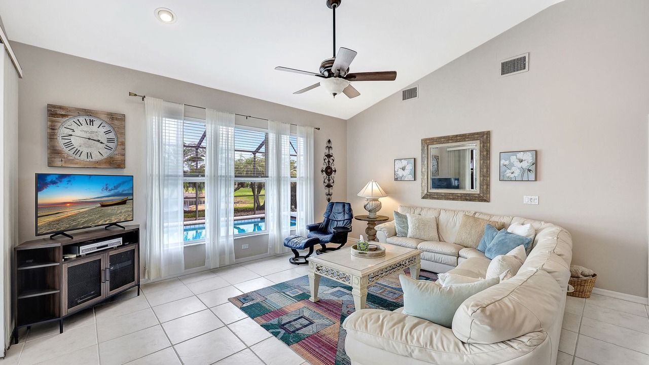 Photo of Livingroom in Bonita Springs