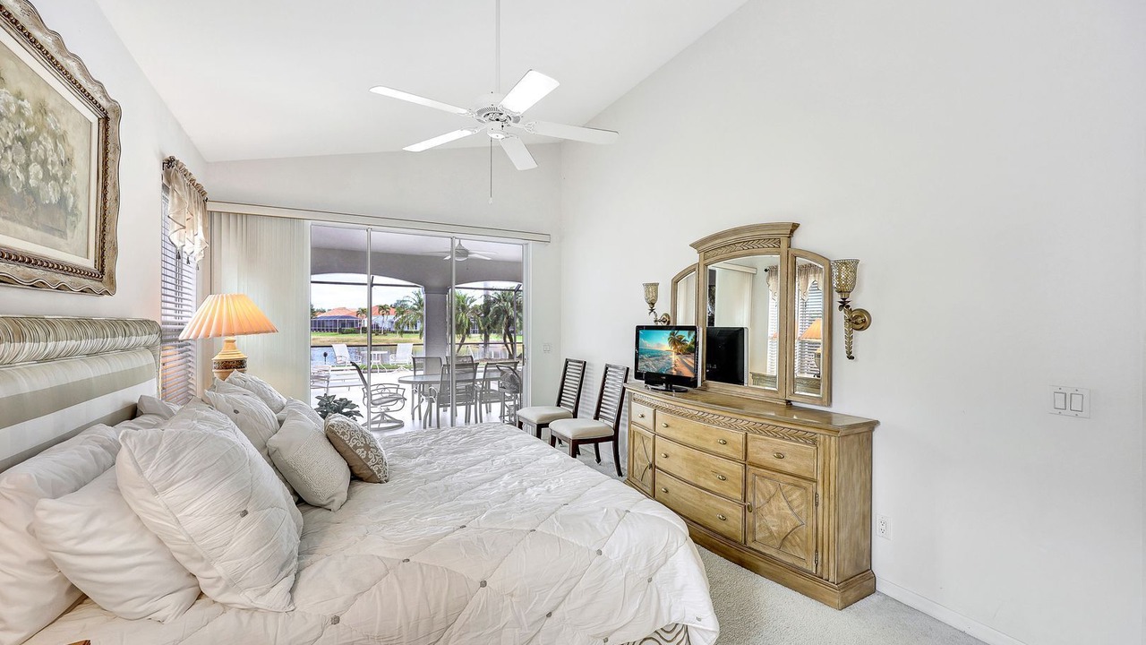 Photo of Bedroom in Bonita Springs