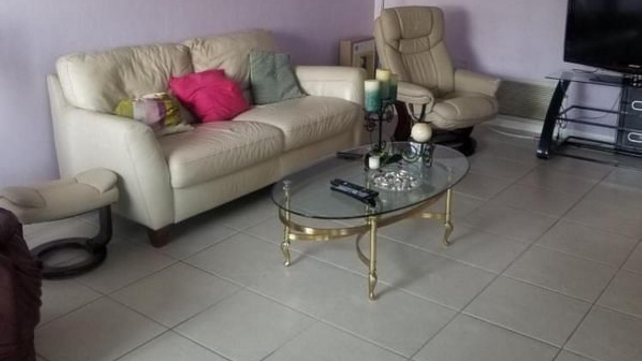 Photo of Livingroom in Lake Worth Corridor