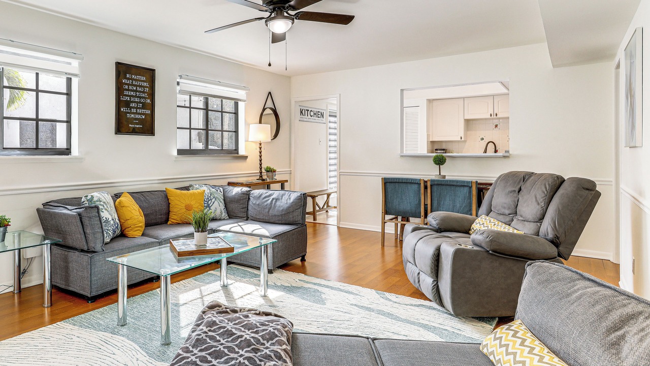 Photo of Livingroom in Stuart
