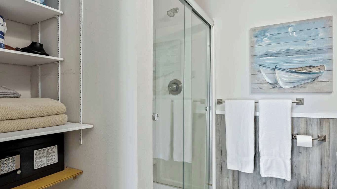 Photo of Bathroom in Satellite Beach