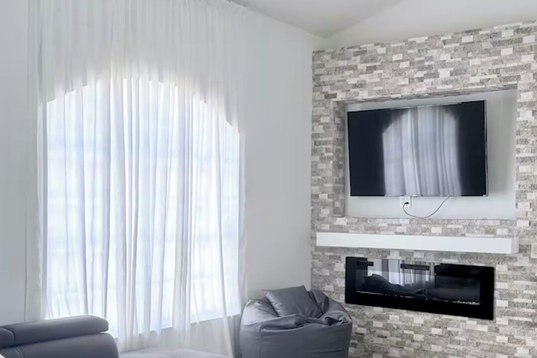 Photo of Livingroom in Lehigh Acres