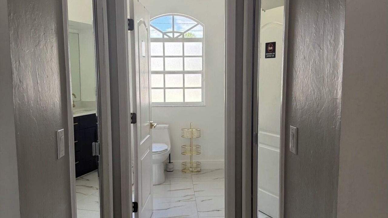 Photo of Bathroom in Lehigh Acres