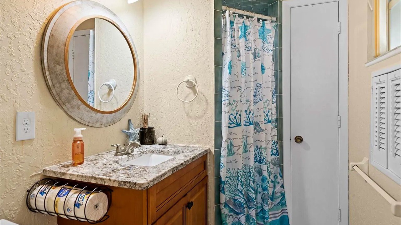 Photo of Bathroom in Melbourne Beach
