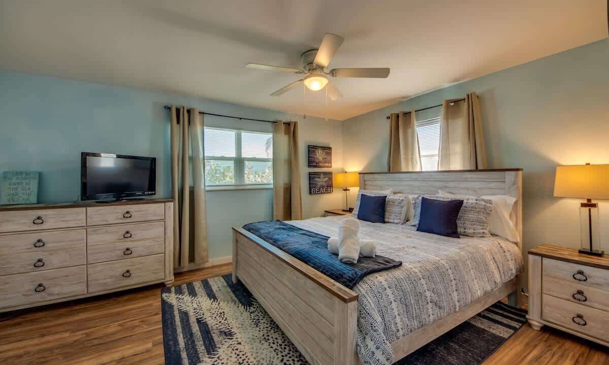 Photo of Bedroom in Fort Myers Beach
