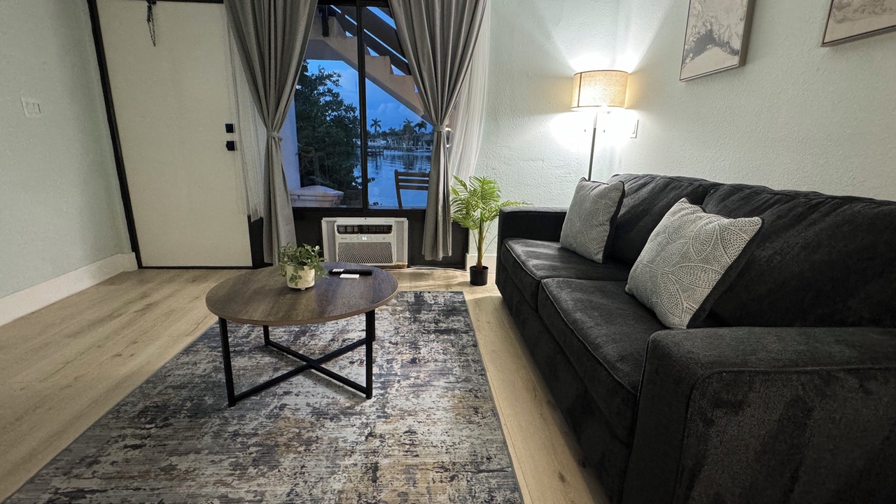 Photo of Bedroom in Isles of Capri