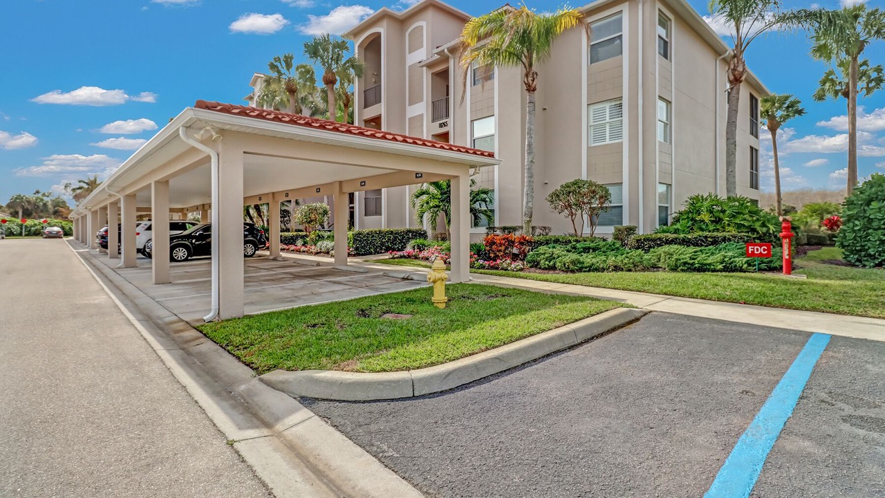 Photo of Outdoor in Naples