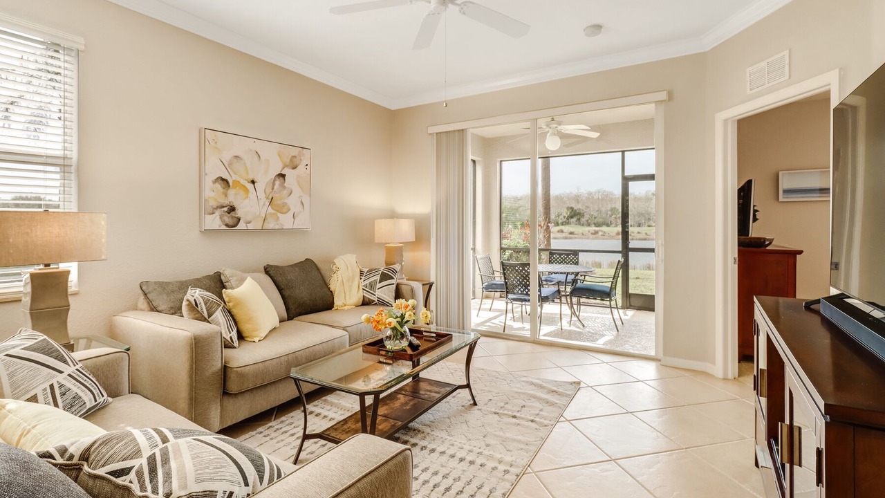 Photo of Livingroom in Naples