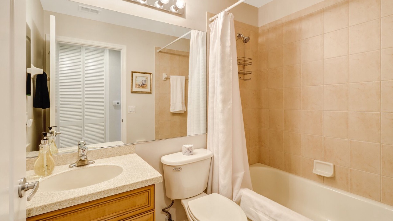 Photo of Bathroom in Naples