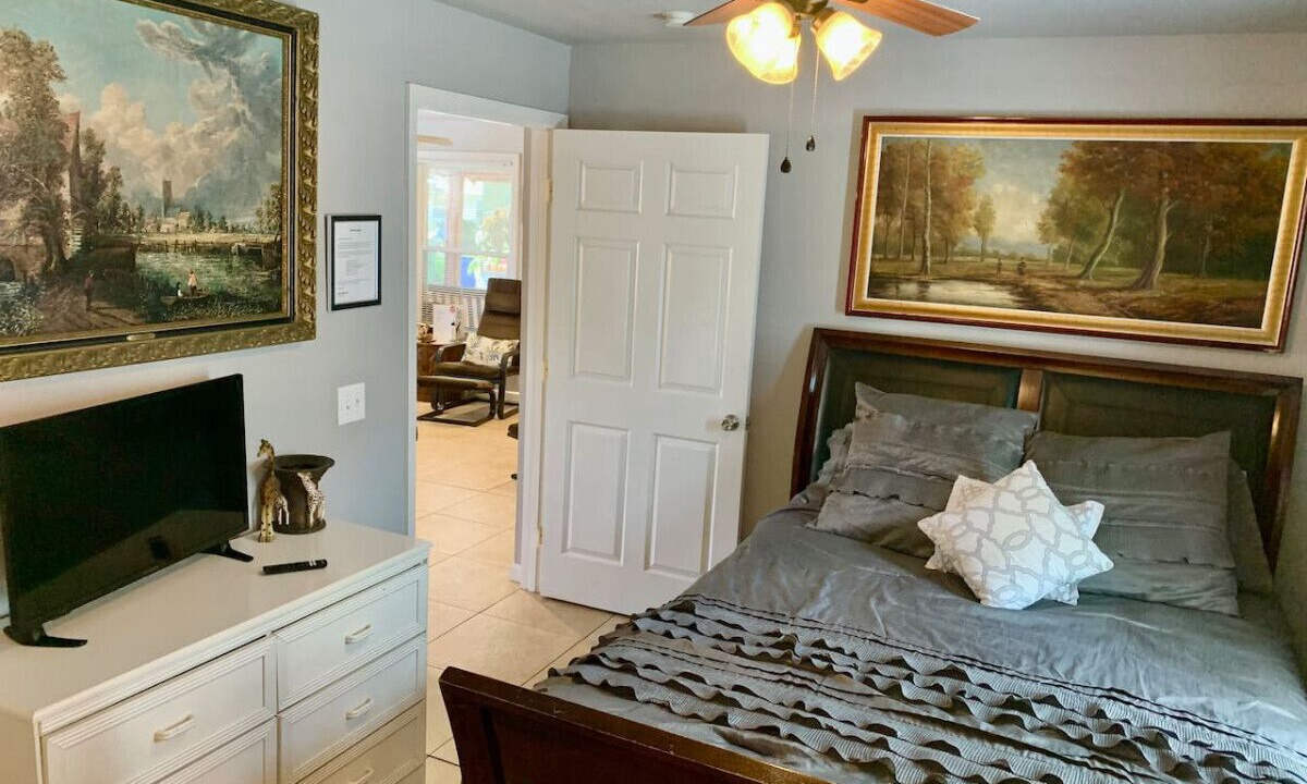 Photo of Bedroom in Winter Haven