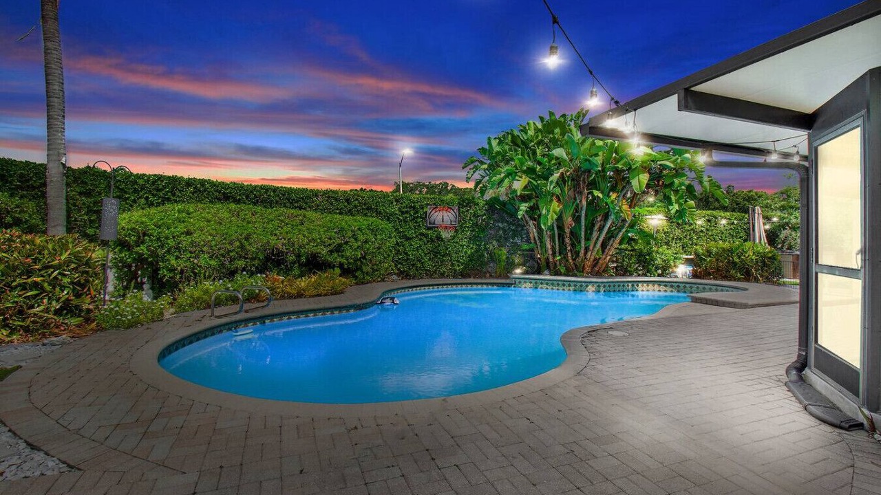 Photo of Outdoor in Carrollwood