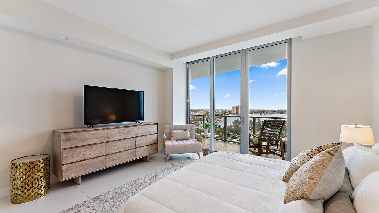 Photo of Bedroom in Singer Island