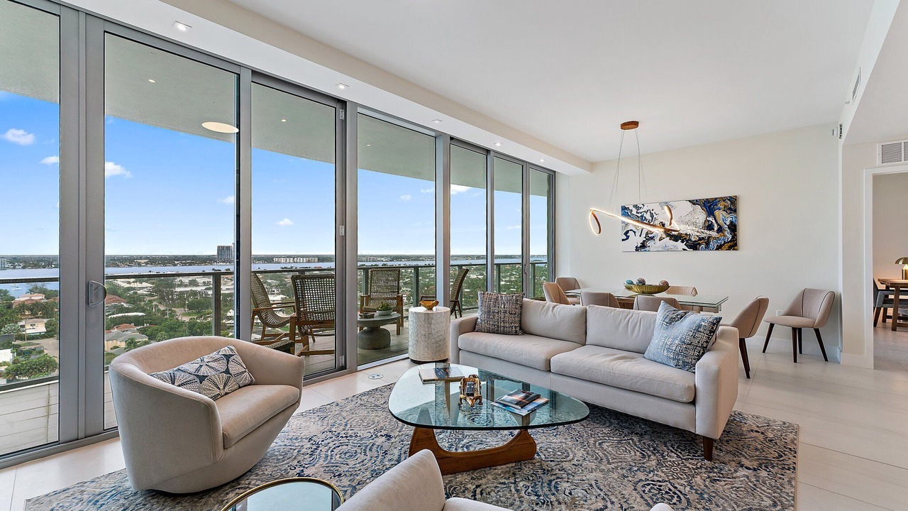 Photo of Livingroom in Singer Island