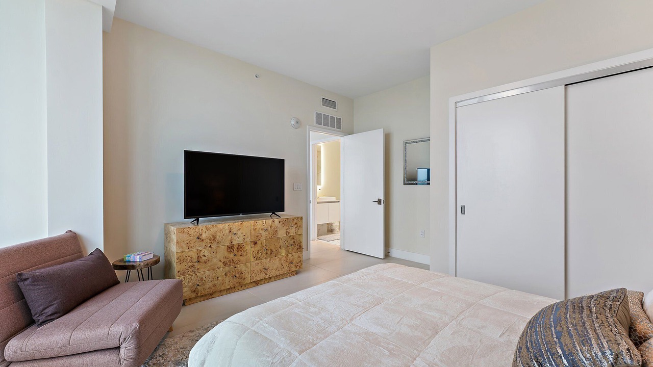 Photo of Bedroom in Singer Island