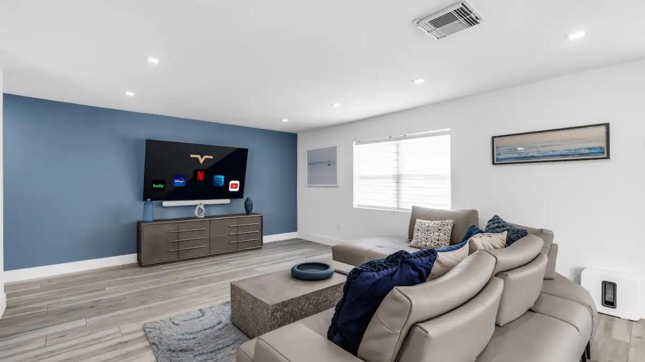 Photo of Livingroom in University Park
