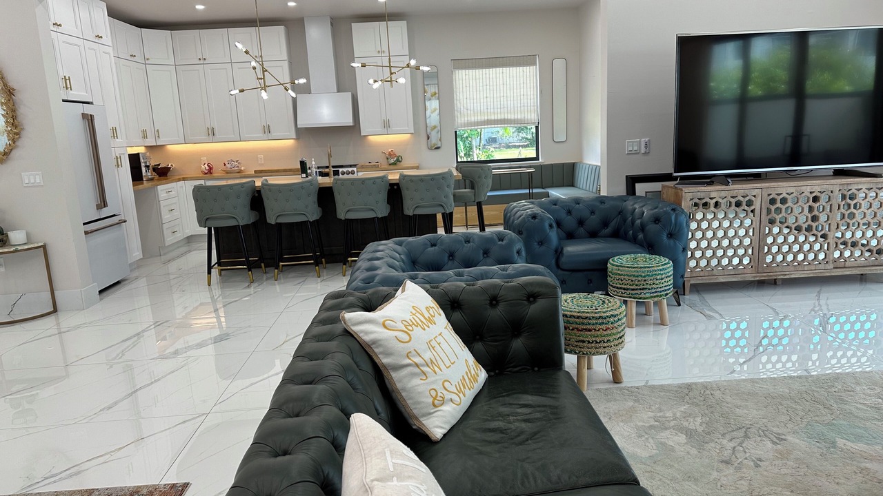 Photo of Livingroom in Naples Park