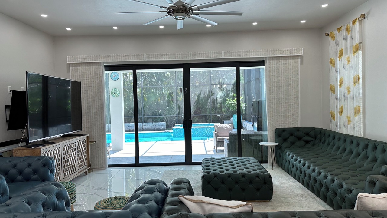 Photo of Livingroom in Naples Park