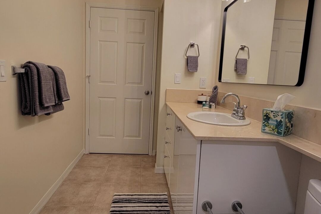 Photo of Bathroom in East Ocean Ave