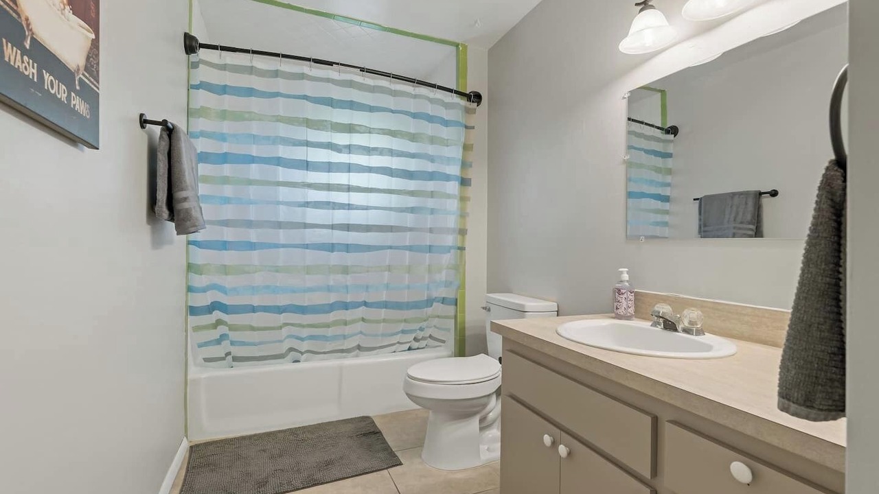 Photo of Bathroom in Lakeland Highlands
