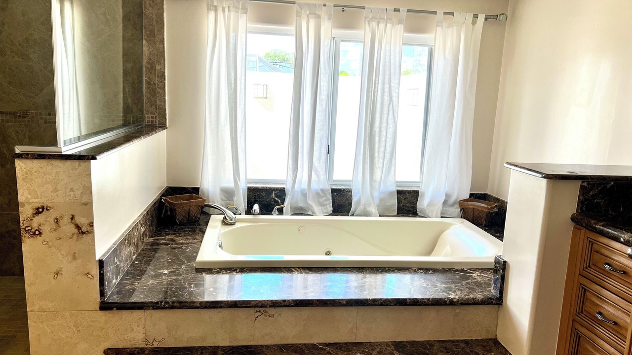 Photo of Bathroom in Homestead