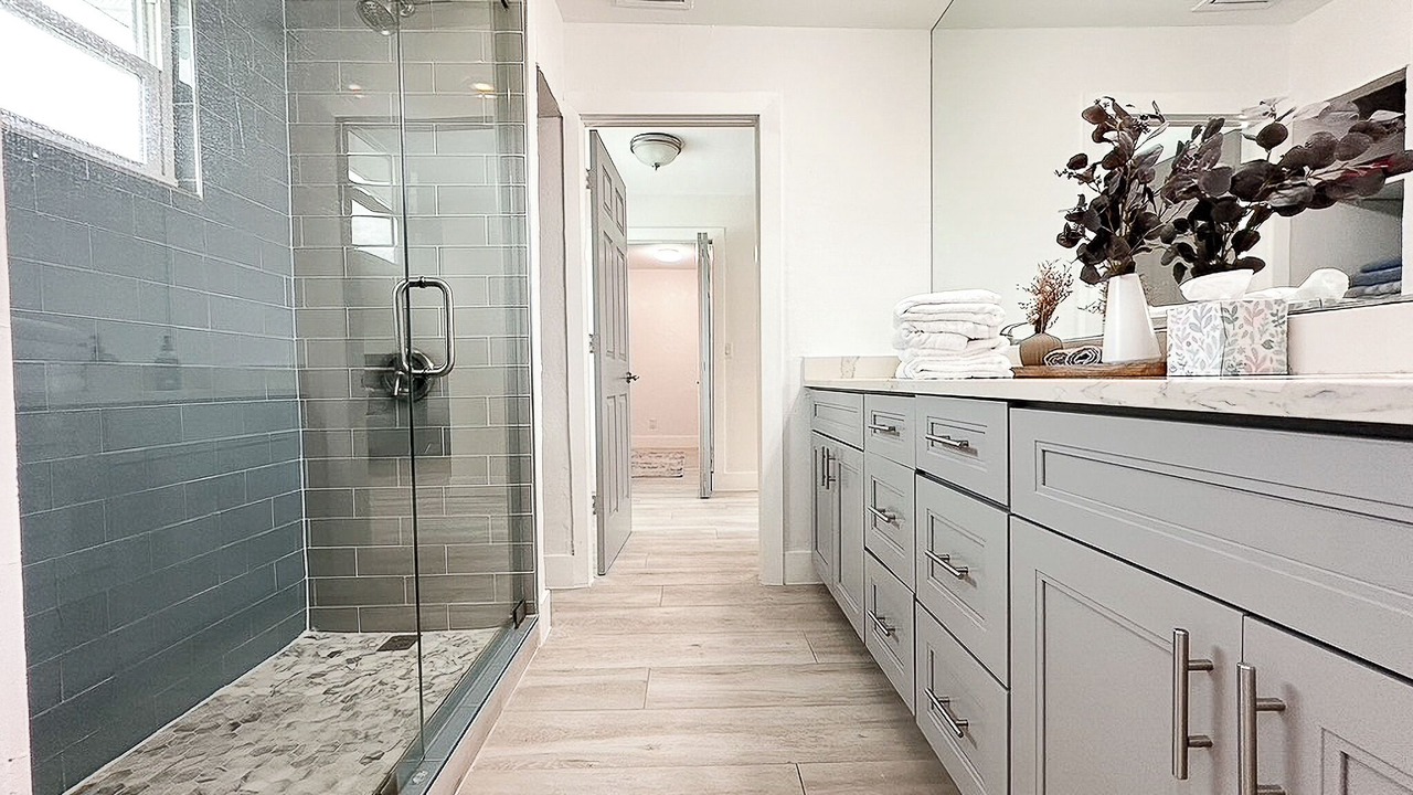 Photo of Bathroom in Oakes Estates