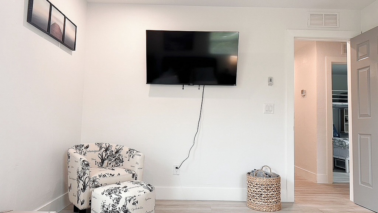 Photo of Bedroom in Oakes Estates