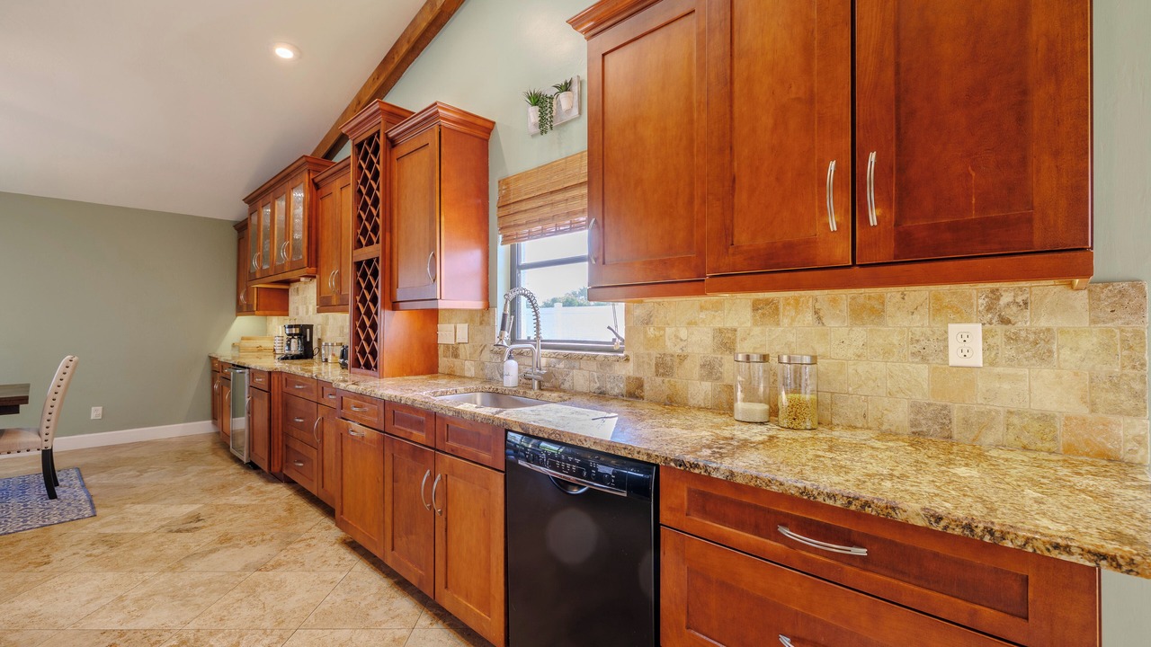 Photo of Kitchen in Lochmoor Waterway Estates
