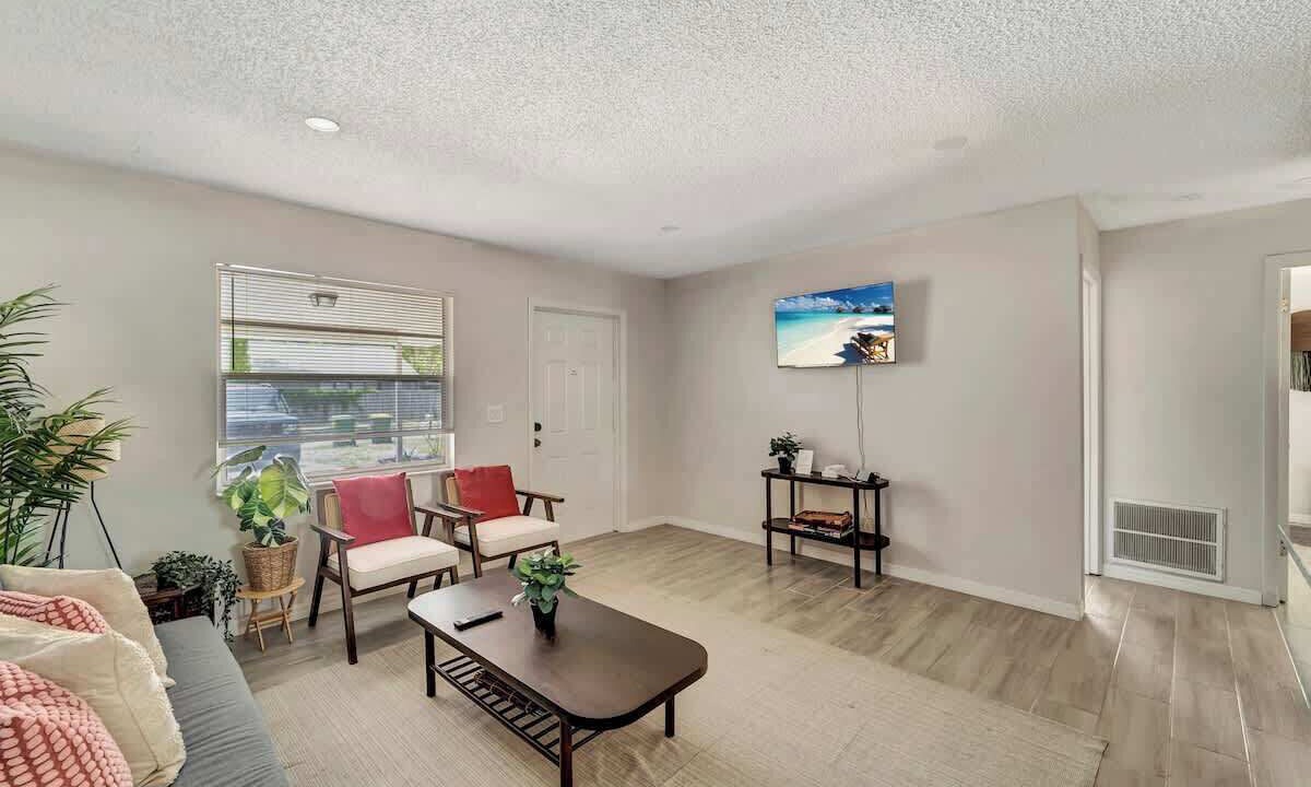 Photo of Bedroom in Bayou Oaks