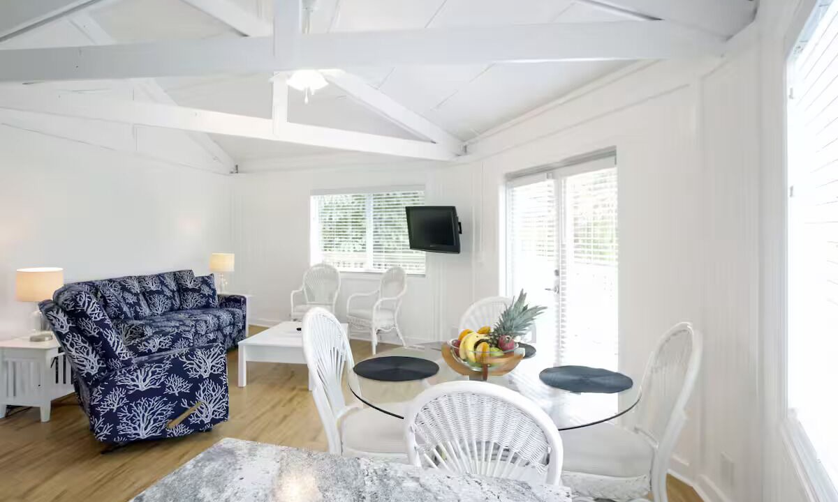Photo of Livingroom in Islamorada