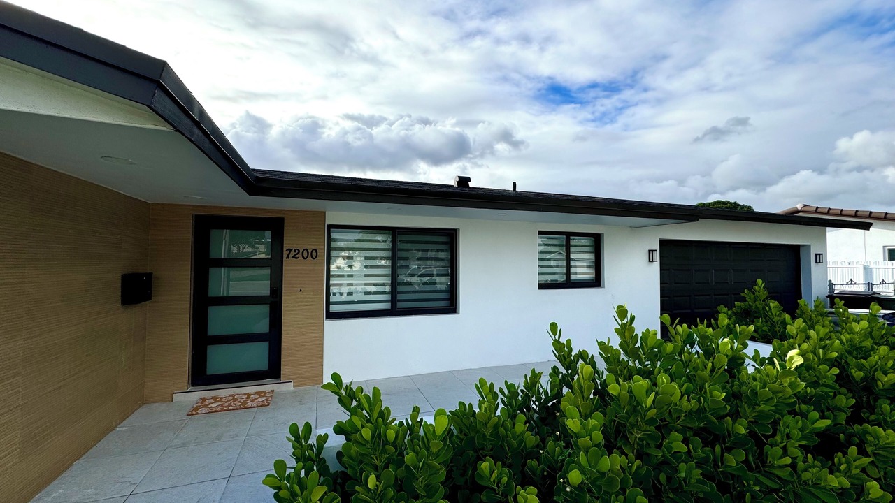 Photo of Outdoor in Hialeah