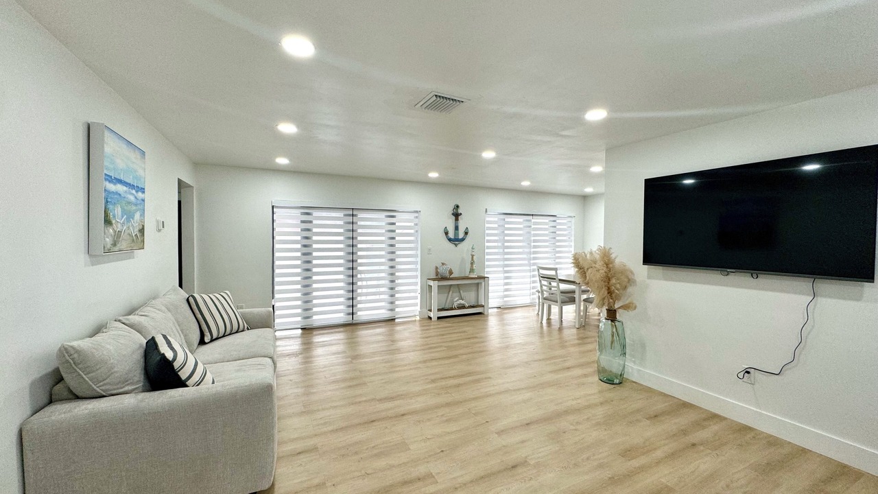 Photo of Livingroom in Hialeah