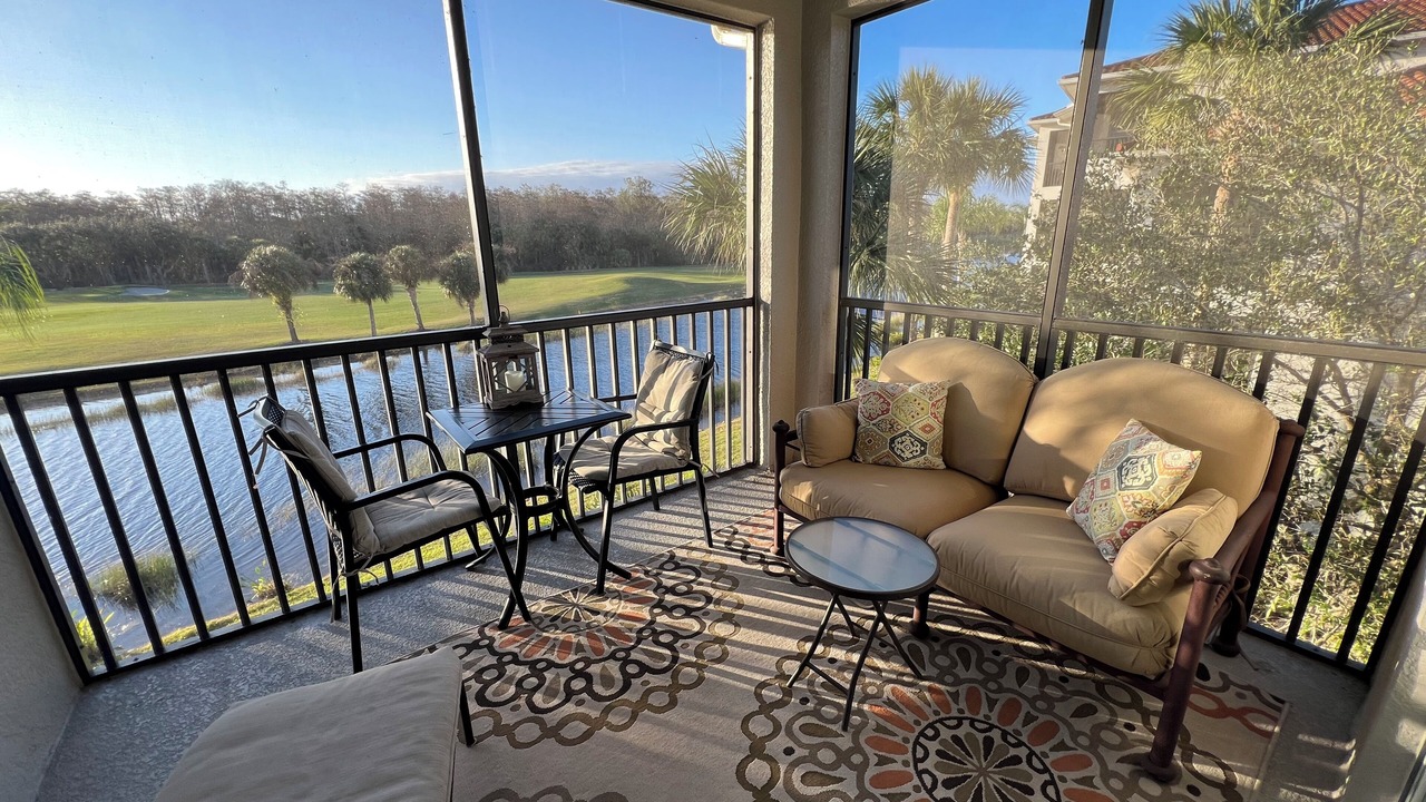 Photo of Livingroom in Naples