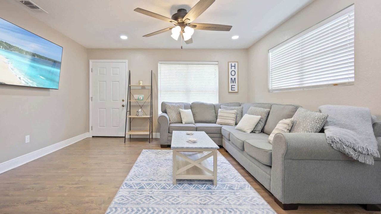 Photo of Bedroom in Tropic