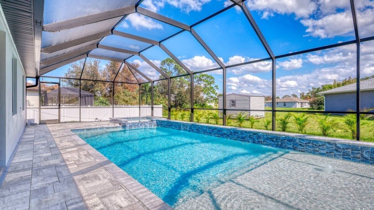 Photo of Outdoor in North Port