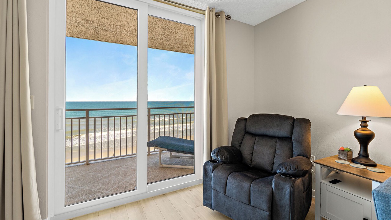 Photo of Livingroom in Indian Harbour Beach