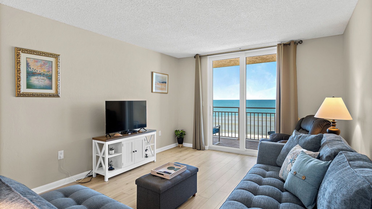 Photo of Livingroom in Indian Harbour Beach