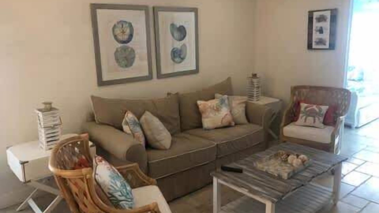 Photo of Livingroom in Rock Harbor