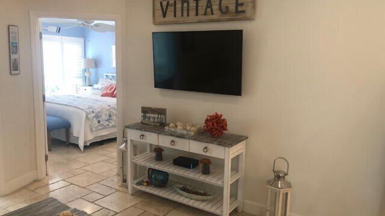 Photo of Bedroom in Rock Harbor