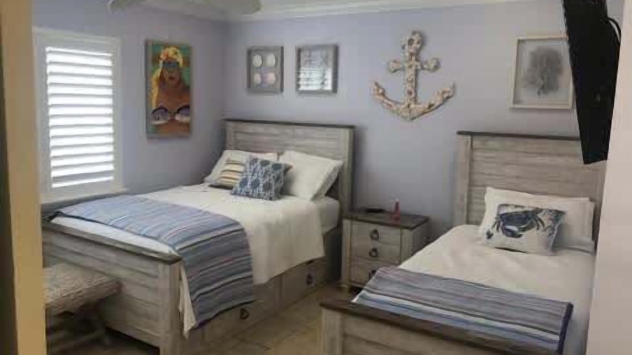 Photo of Bedroom in Rock Harbor