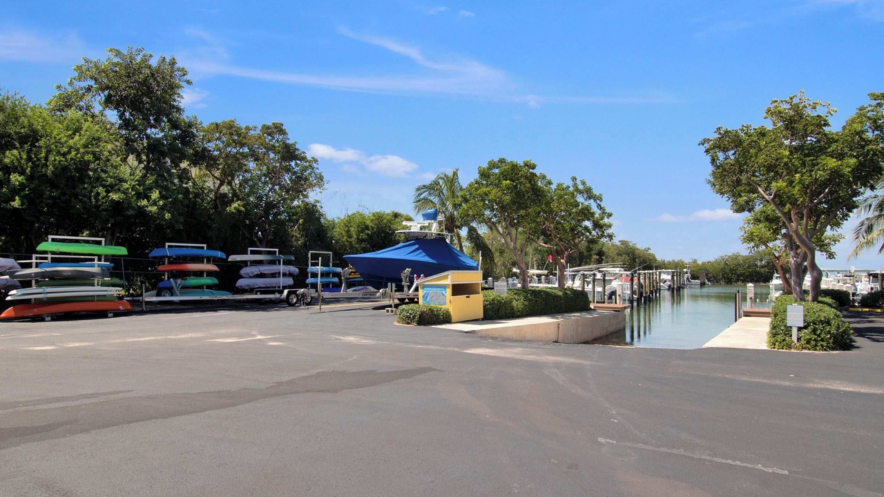 Photo of Others in Rock Harbor